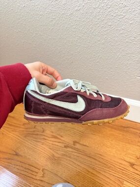 Nike Burgundy & Light Mint Retro Trainer